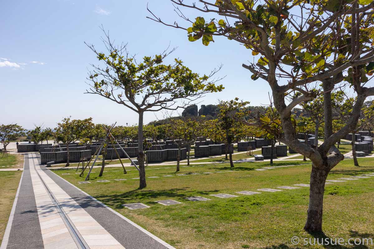 沖縄平和祈念公園資料館平和の礎