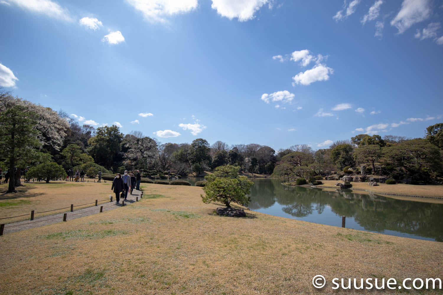 六義園