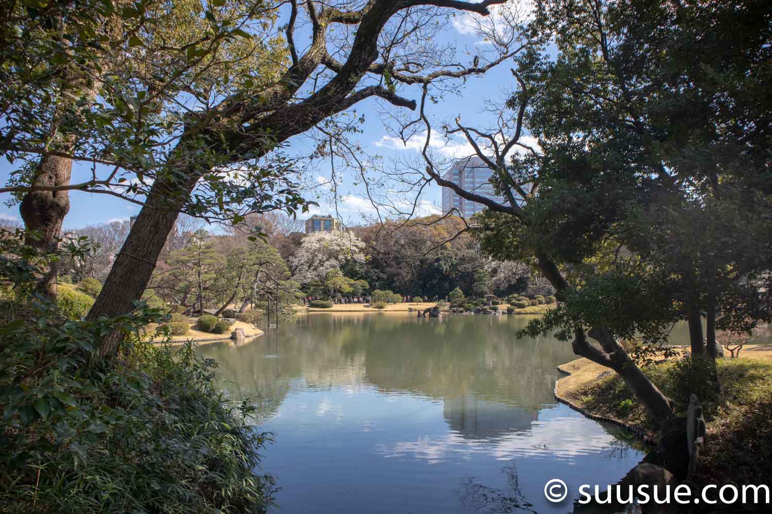 六義園